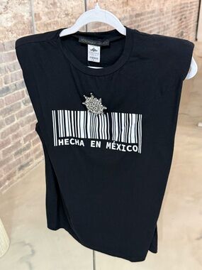 Black 'Hecha en México' Short Sleeve Tee